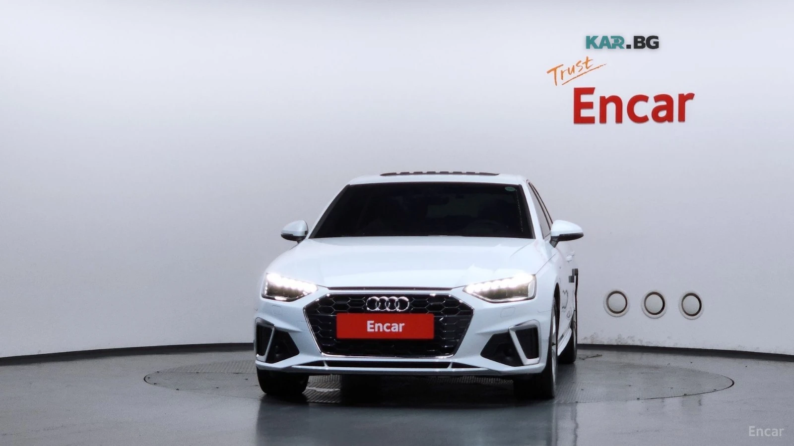 Audi A4 40 TFSI* DISTRONIC* ХЕДЪП* ПОДГРЕВ* ОБДУХВАНЕ* , снимка 2 - Автомобили и джипове - 55708627