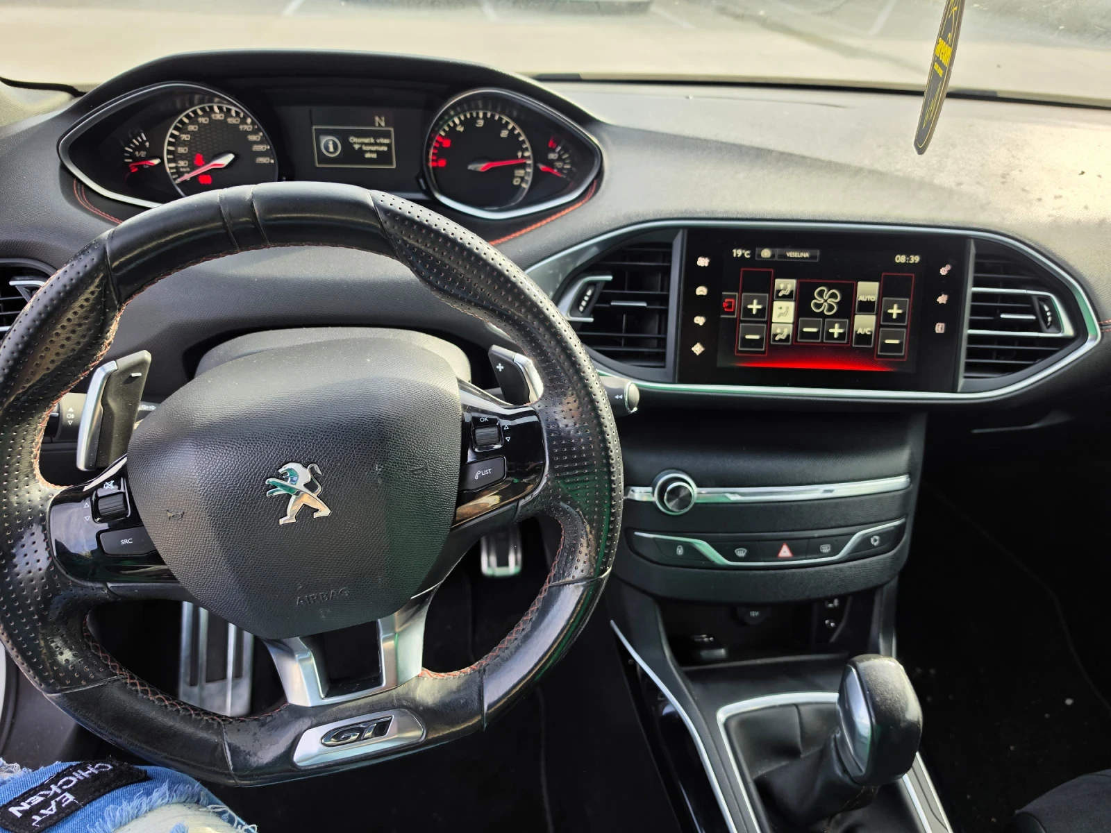 Peugeot 308 SW 2.0BLUEHDI 180HP * AUTO * LED * ЛИЗИНГ * NAV * , снимка 11 - Автомобили и джипове - 56143975