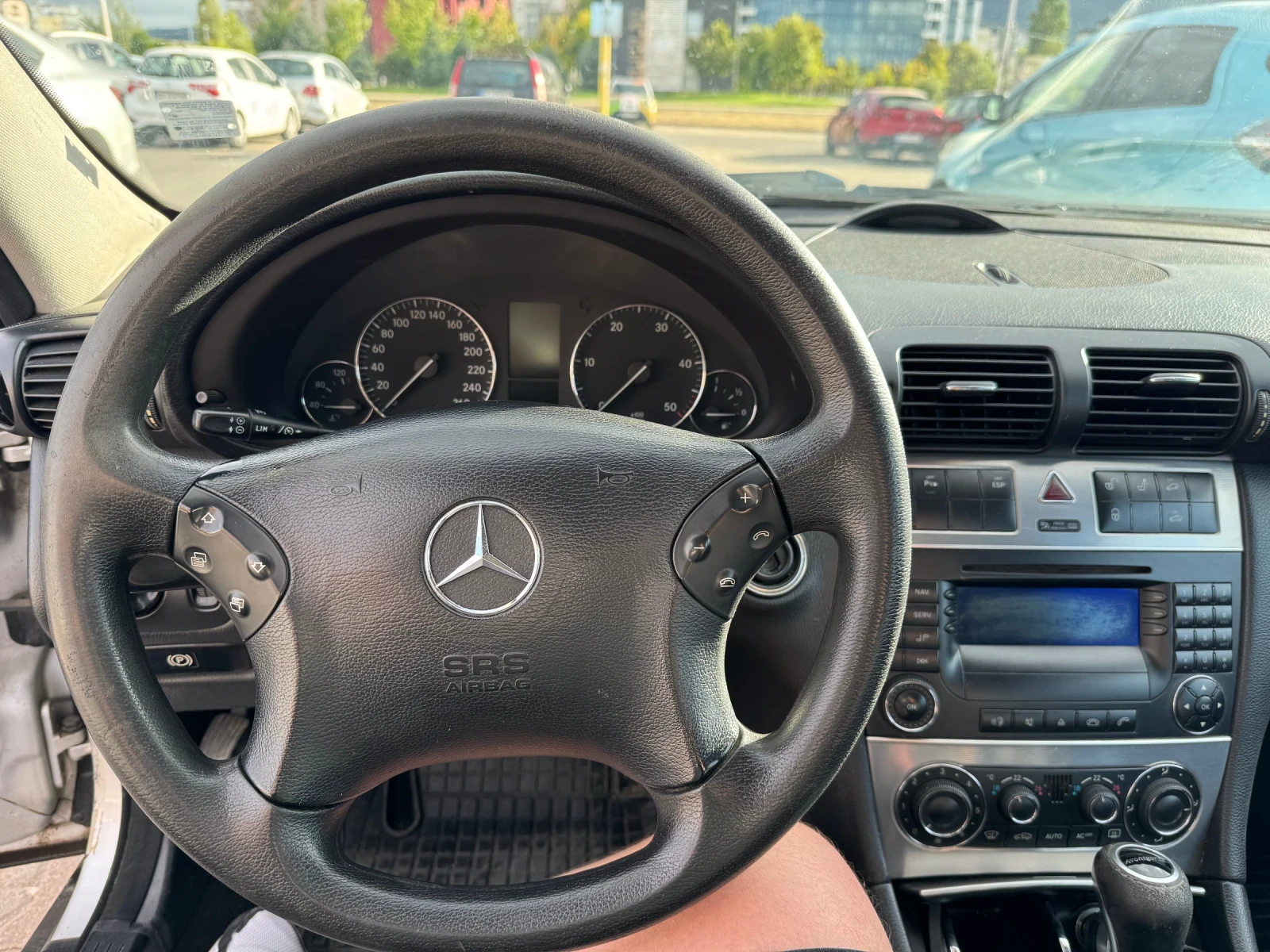 Mercedes-Benz C 220 Avantgarde/facelift, снимка 7 - Автомобили и джипове - 56183743
