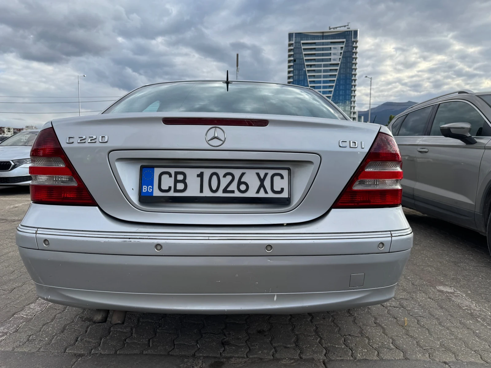 Mercedes-Benz C 220 Avantgarde/facelift, снимка 4 - Автомобили и джипове - 56183743
