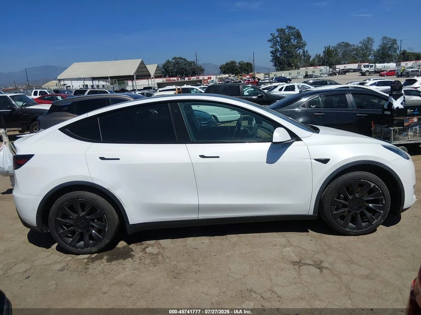 Tesla Model Y 2021 TESLA MODEL Y LONG RANGE DUAL MOTOR, снимка 4 - Автомобили и джипове - 56368350