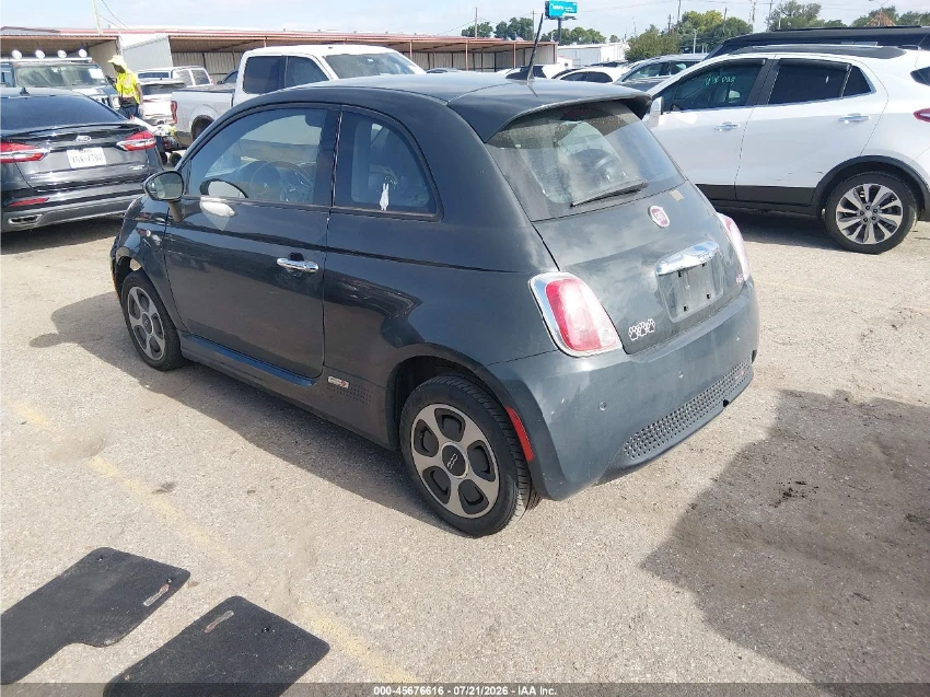 Fiat 500e КОЖЕН САЛОН - ПОДГРЕВИ, снимка 4 - Автомобили и джипове - 56613893