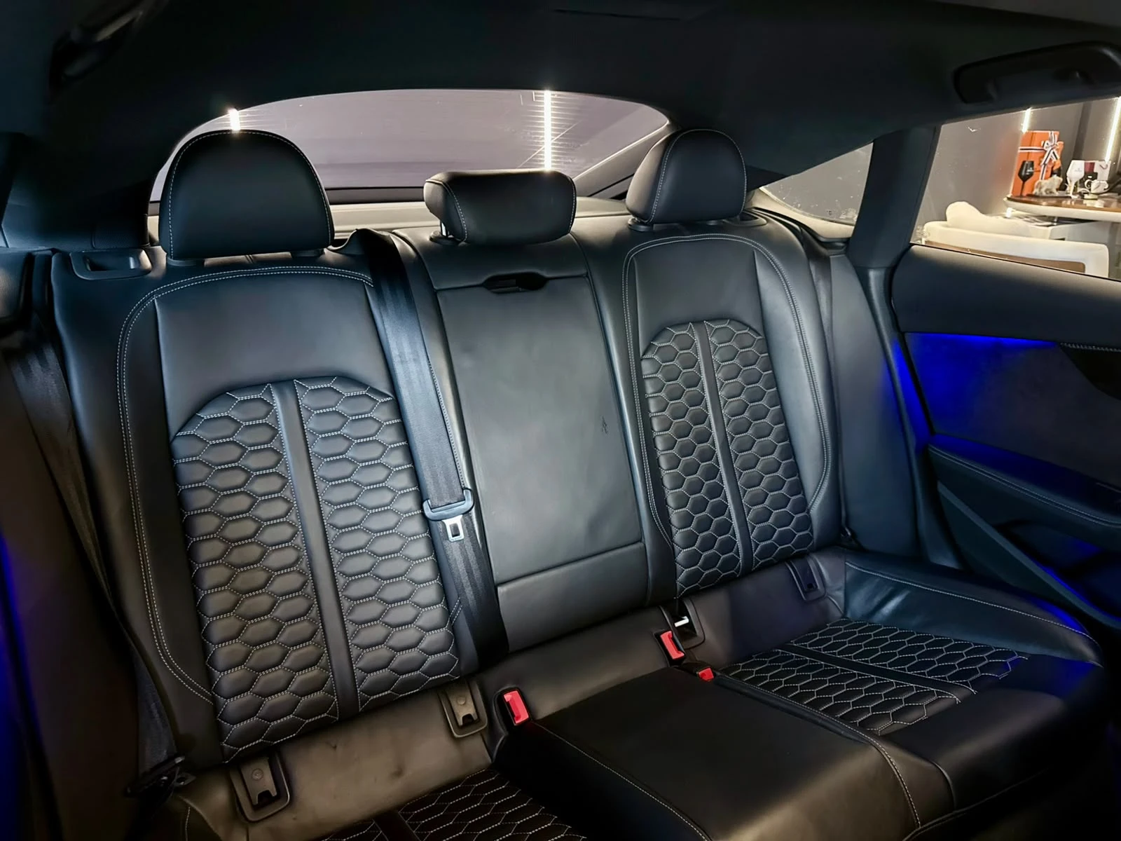 Audi Rs5 Army Tricks ���������* Pano* B&O* H&U* Full* ����� | Mobile.bg � ����������� 16