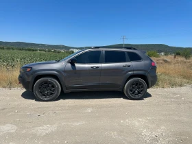 Jeep Cherokee TRAILHWAK | Mobile.bg    3