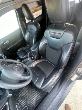 Jeep Cherokee TRAILHWAK | Mobile.bg    7