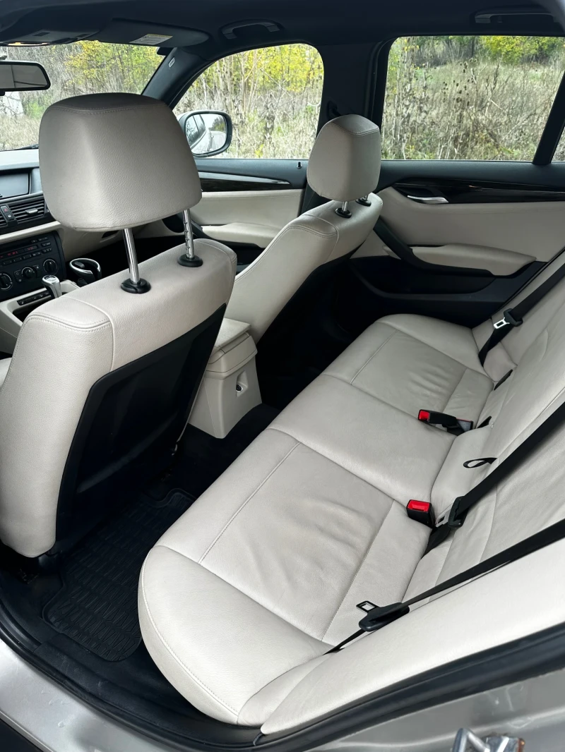 BMW X1 2.0d xdrive, снимка 8 - Автомобили и джипове - 52366593