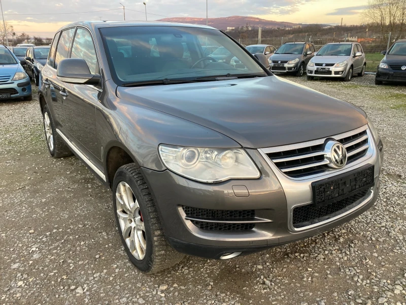 VW Touareg 3.0 TDI, снимка 11 - Автомобили и джипове - 53005607