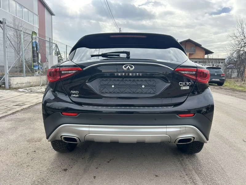 Infiniti QX30 2.2D PREMIUM, снимка 5 - Автомобили и джипове - 53125341