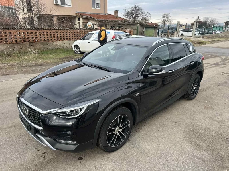 Infiniti QX30 2.2D PREMIUM, снимка 2 - Автомобили и джипове - 53125341