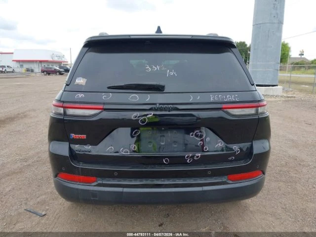 Jeep Grand cherokee ALTITUDE 4X4, снимка 16 - Автомобили и джипове - 55050447