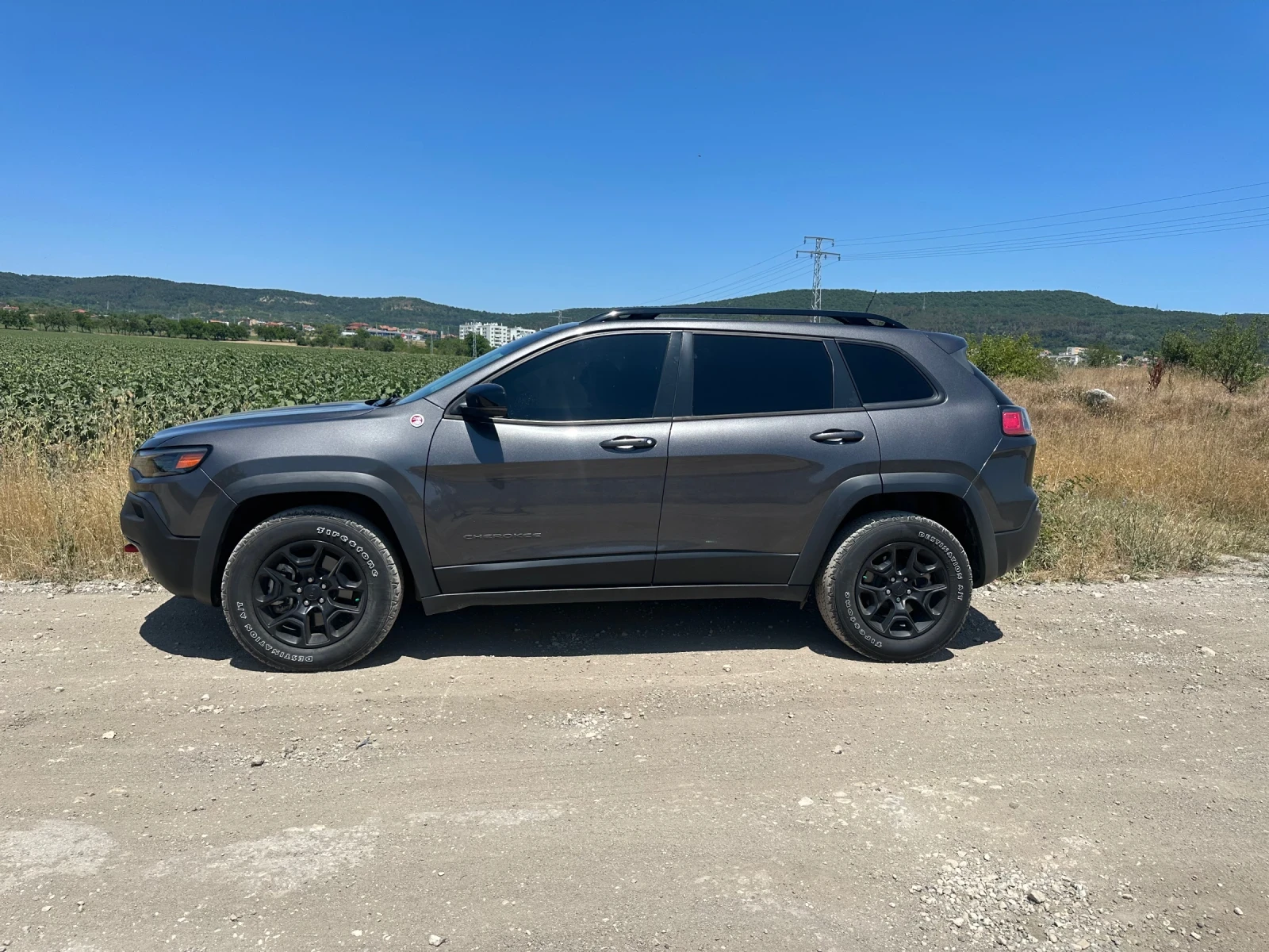 Jeep Cherokee TRAILHWAK - изображение 3