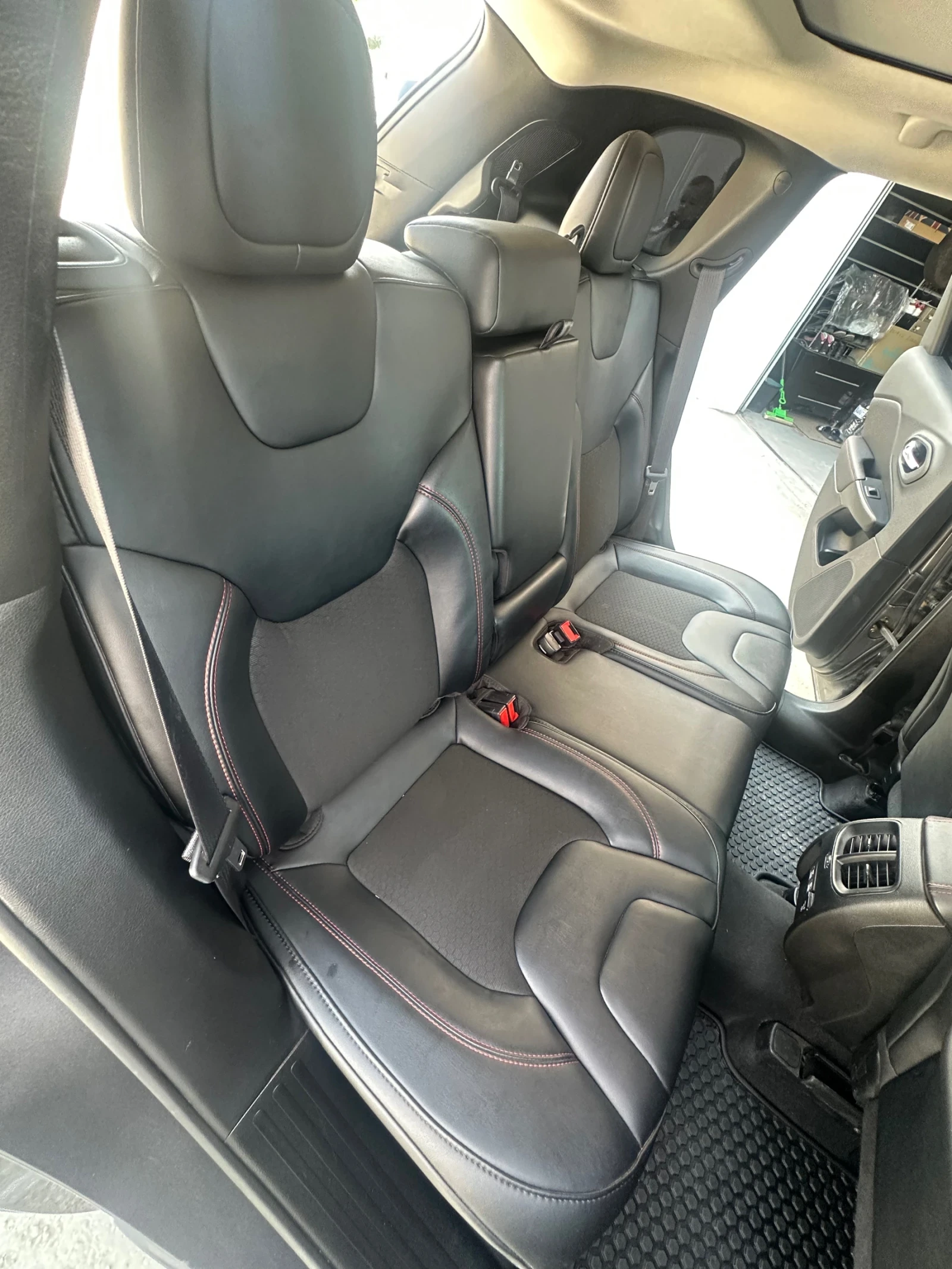 Jeep Cherokee TRAILHWAK - изображение 8