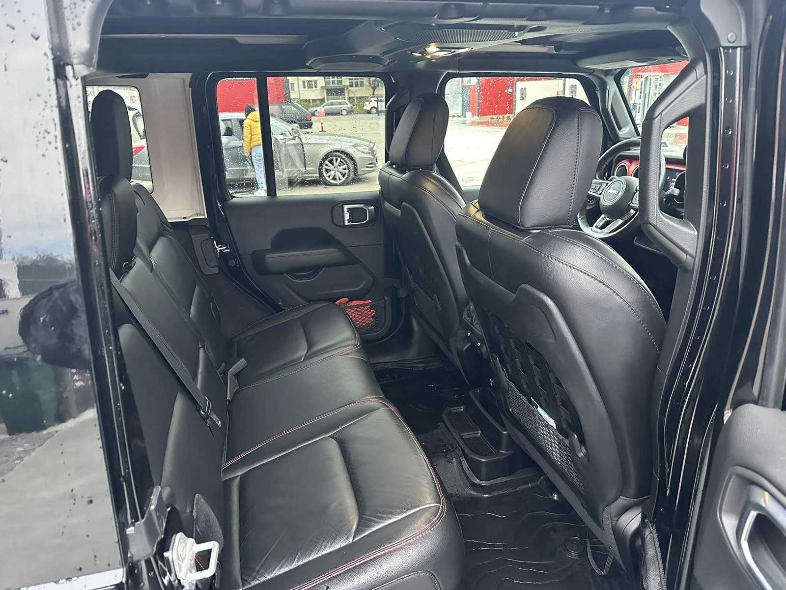 Jeep Wrangler  - изображение 5