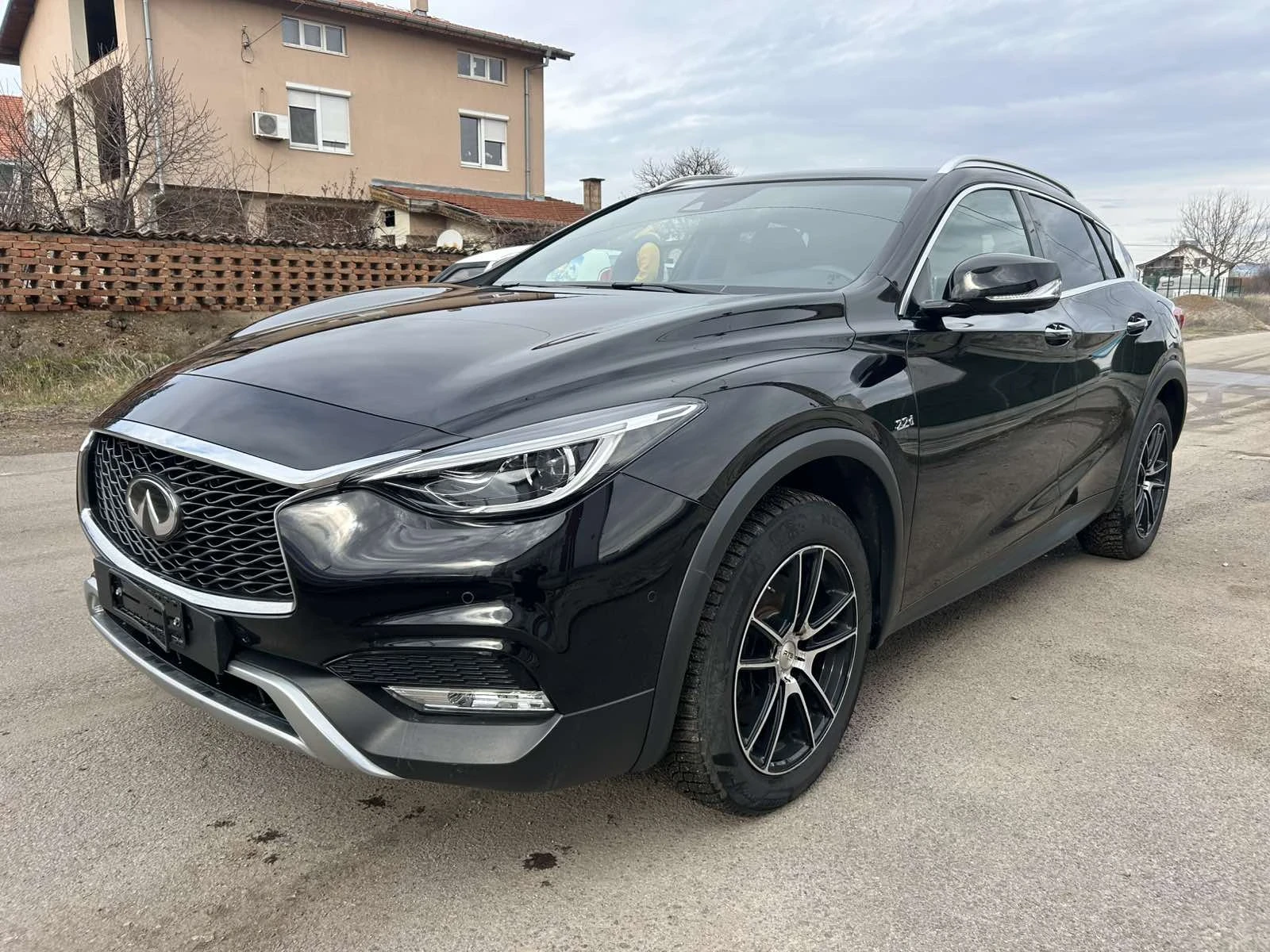 Infiniti QX30 2.2D PREMIUM | Mobile.bg � ����������� 1