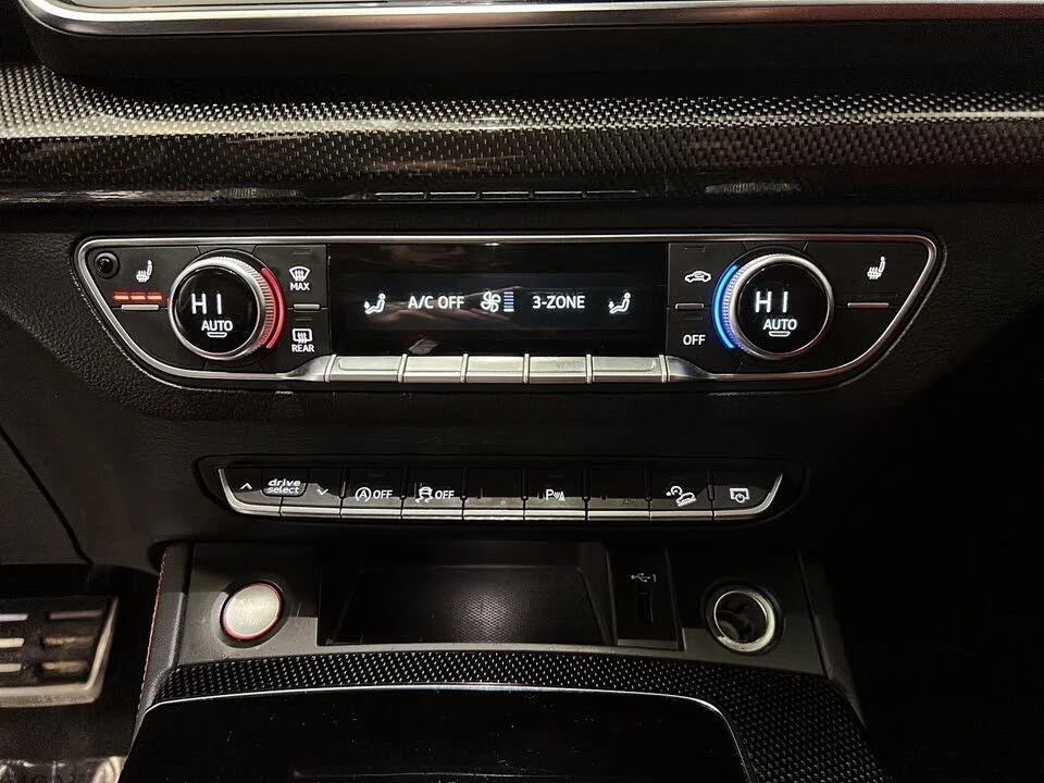 Audi SQ5 PREMIUM* B&O* DISTRONIC* ПАНОРАМА* CARBON* KEYLESS, снимка 12 - Автомобили и джипове - 53995964