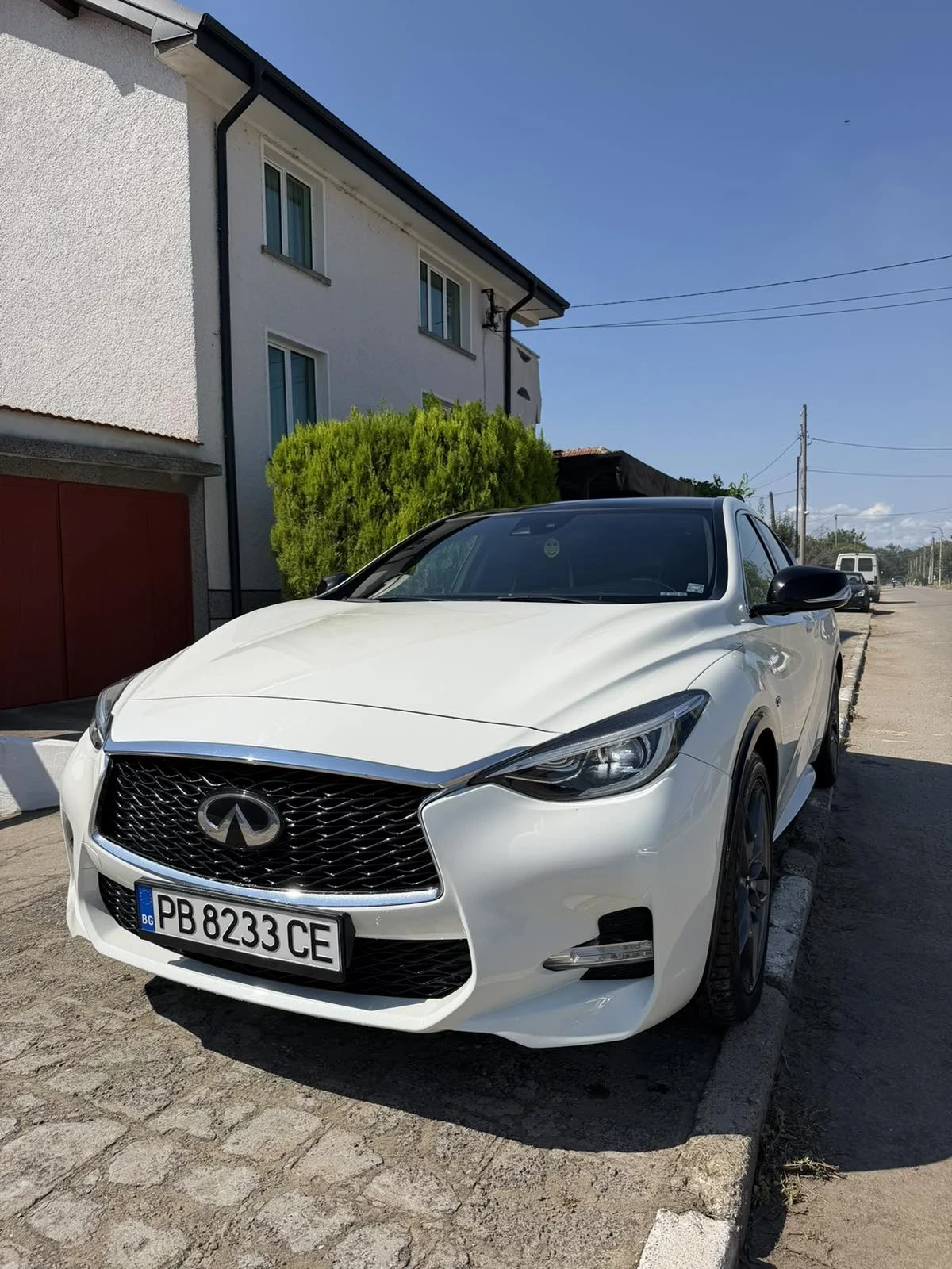 Infiniti Q30 Q30S   AWD, снимка 2 - Автомобили и джипове - 55596243