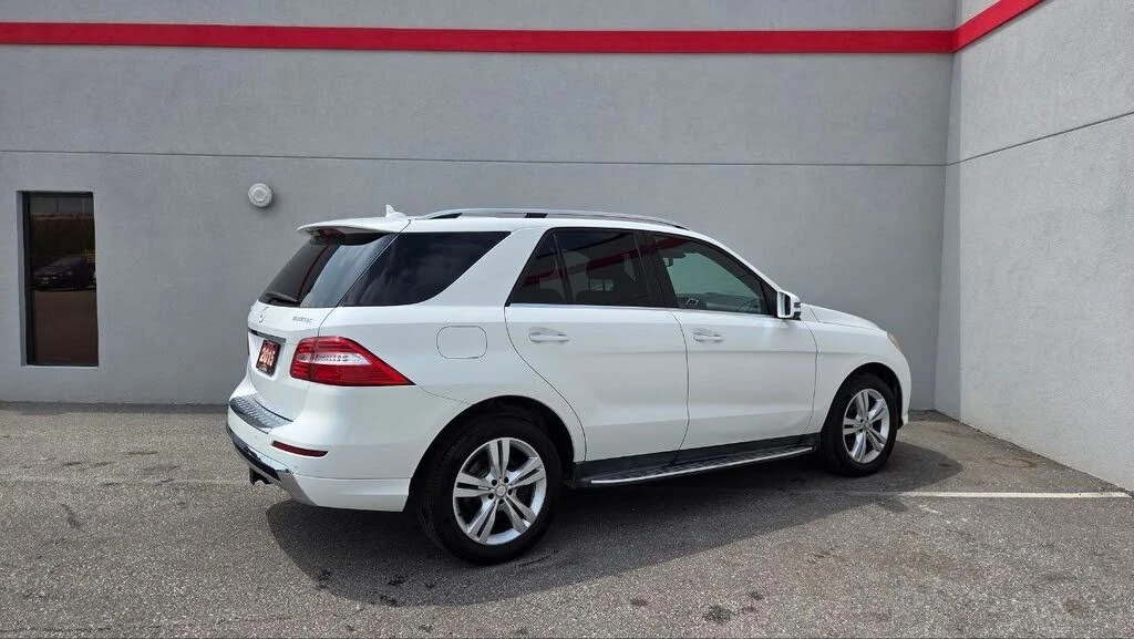 Mercedes-Benz ML BlueTEC * 4MATIC * АвтоКредит * (Цена до БГ), снимка 4 - Автомобили и джипове - 55659082