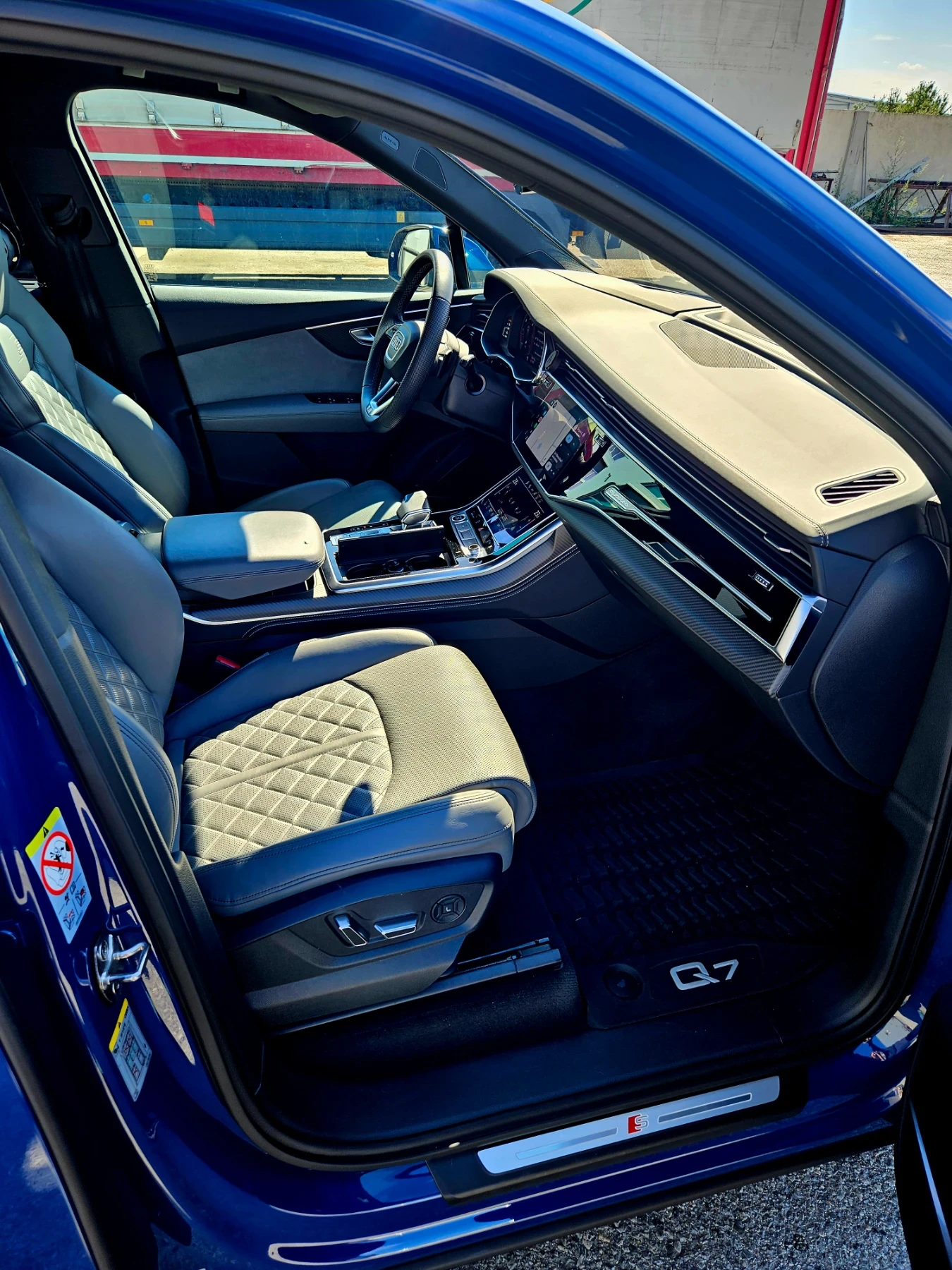 Audi Q7 50TDI S line 7 местен , снимка 14 - Автомобили и джипове - 56244027