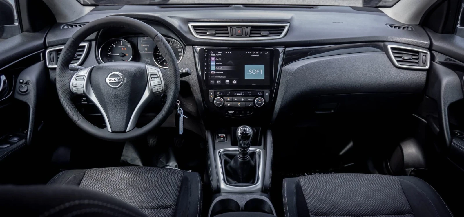Nissan Qashqai 1.5 TDI, снимка 8 - Автомобили и джипове - 56749850