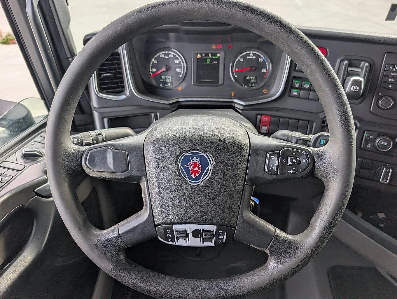 Scania R 410 | Mobile.bg � ����������� 13