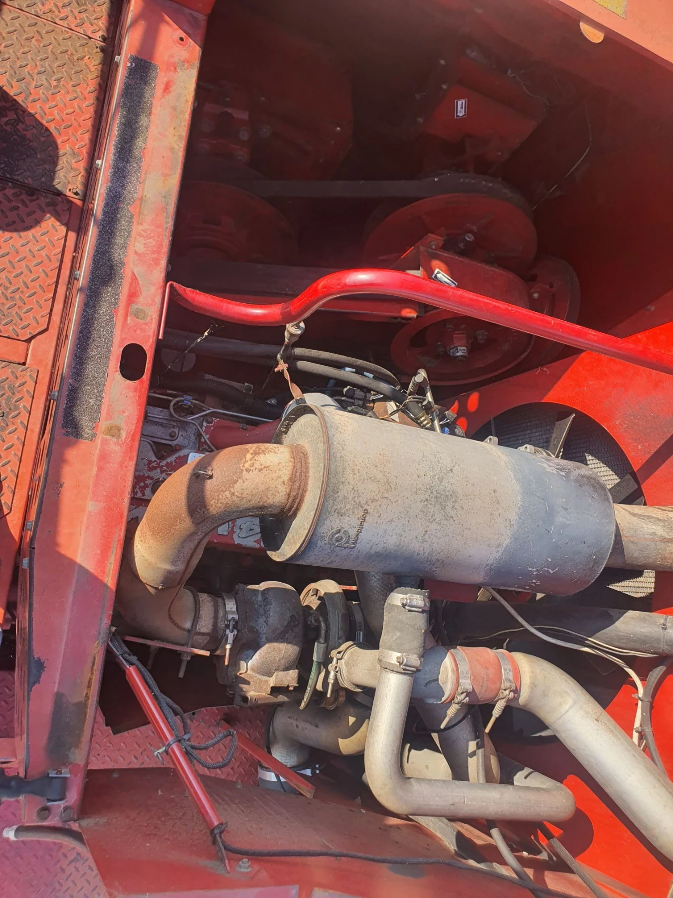 Комбайн CASE IH 2388, снимка 6 - Селскостопанска техника - 56136084