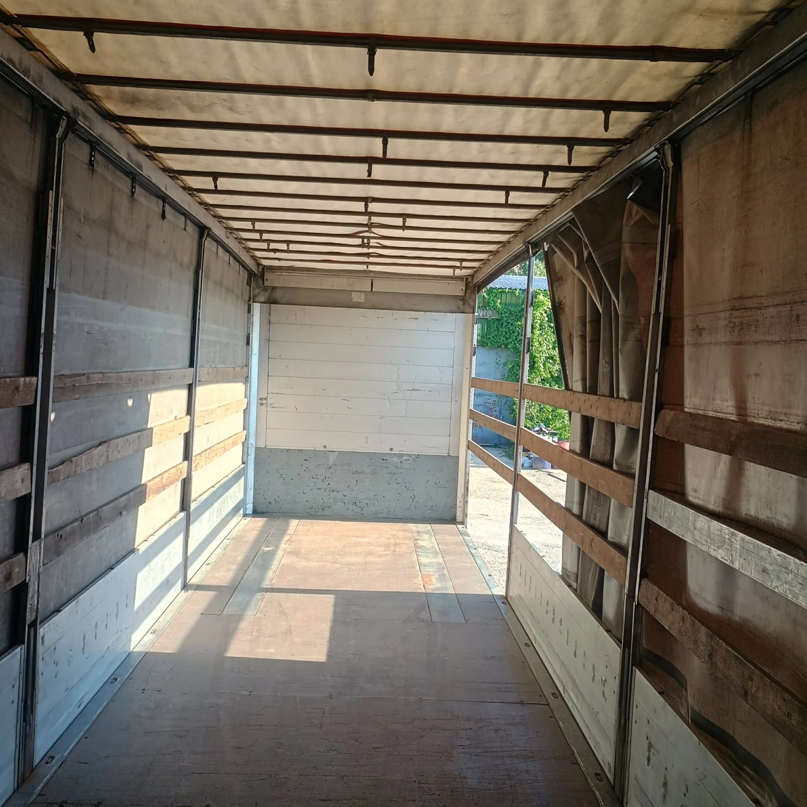 Полуремарке Schmitz, снимка 5 - Ремаркета - 55326332