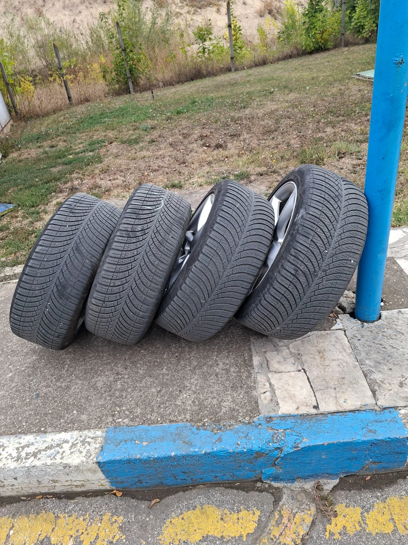 Гуми с джанти Goodyear 255/45R19, снимка 2 - Гуми и джанти - 56282289
