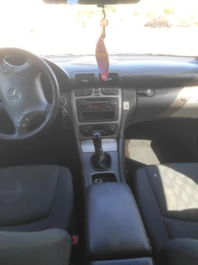 Mercedes-Benz C 220, снимка 8