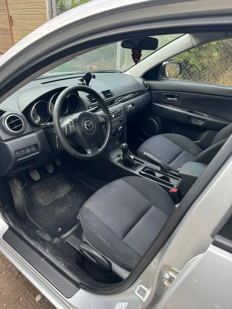 Mazda 3 1.6 HDI, снимка 7 - Автомобили и джипове - 47098113