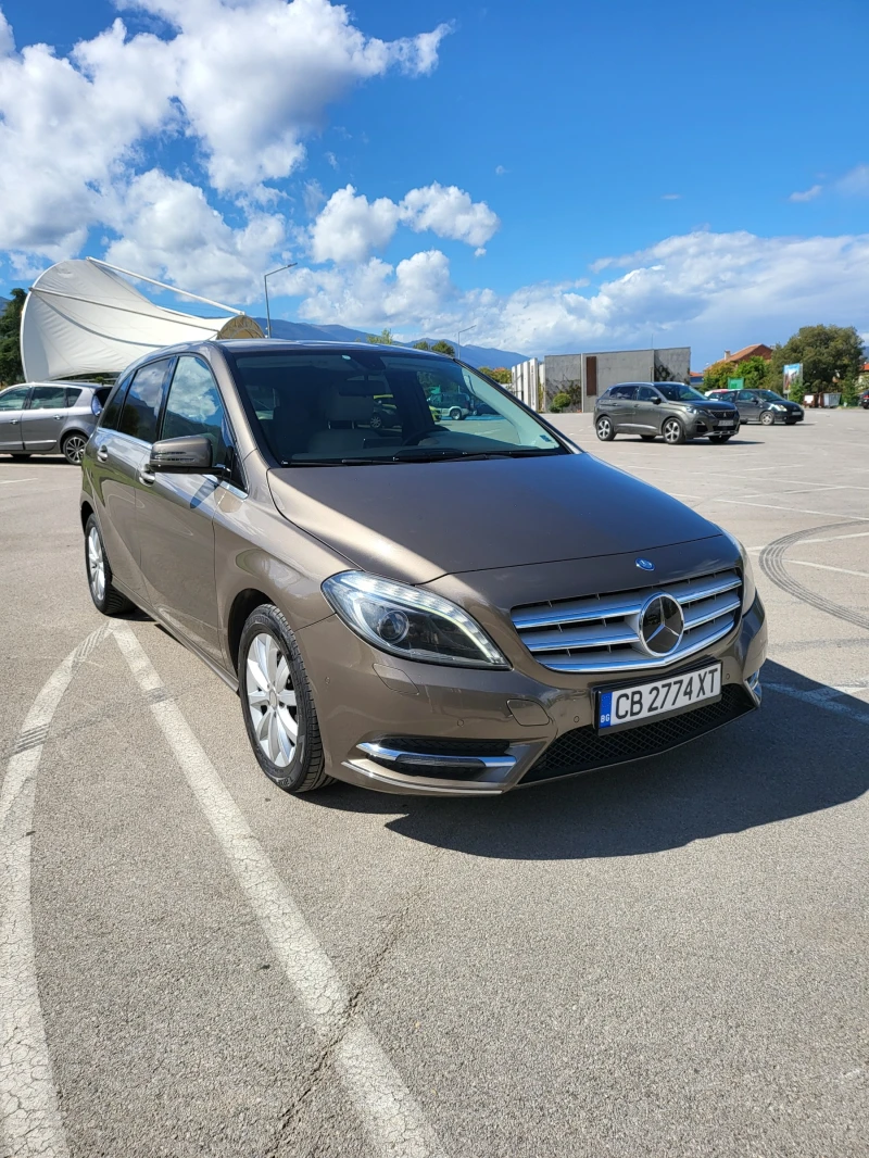 Mercedes-Benz B 200 Автомат/136кс/Обслужена, снимка 1 - Автомобили и джипове - 47237459