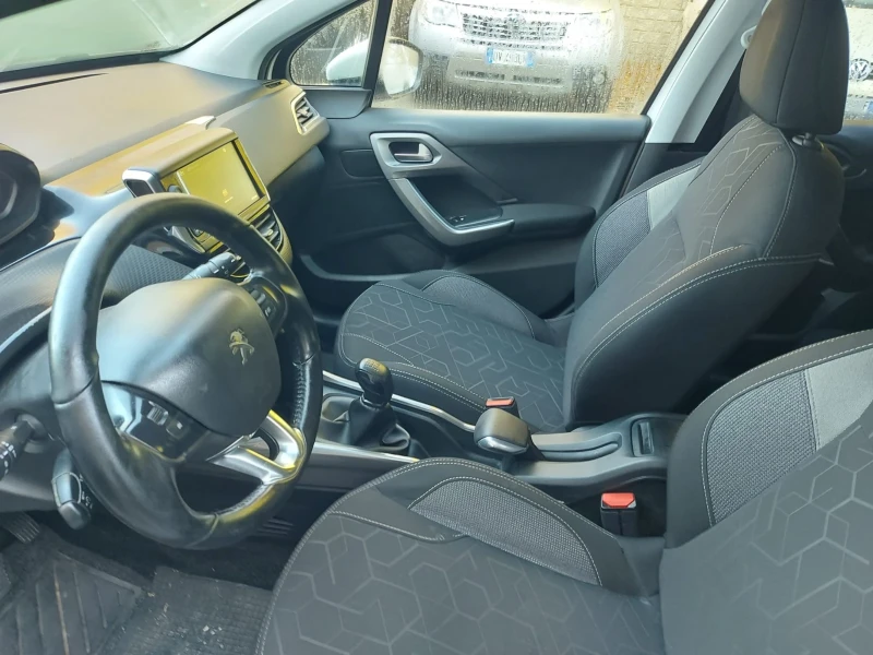 Peugeot 2008 1.6HDI EURO6, снимка 5 - Автомобили и джипове - 47943296