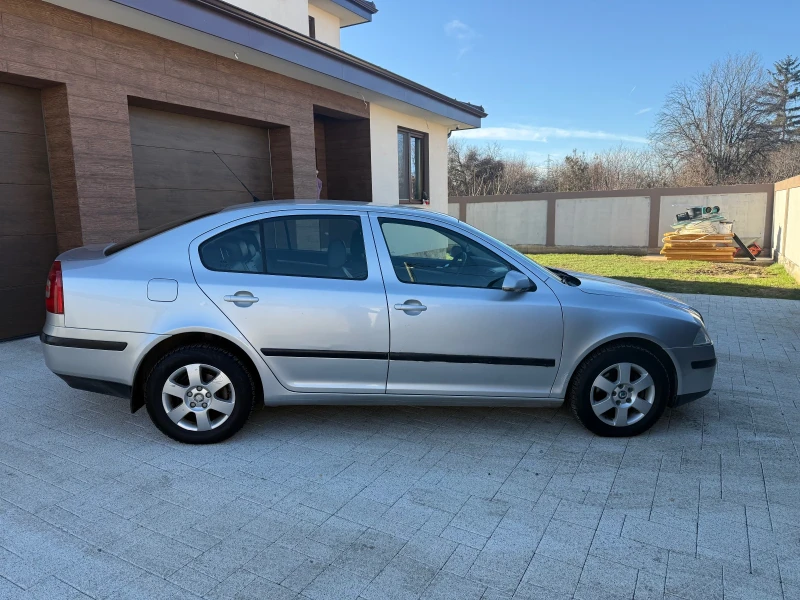 Skoda Octavia, снимка 3 - Автомобили и джипове - 48087812