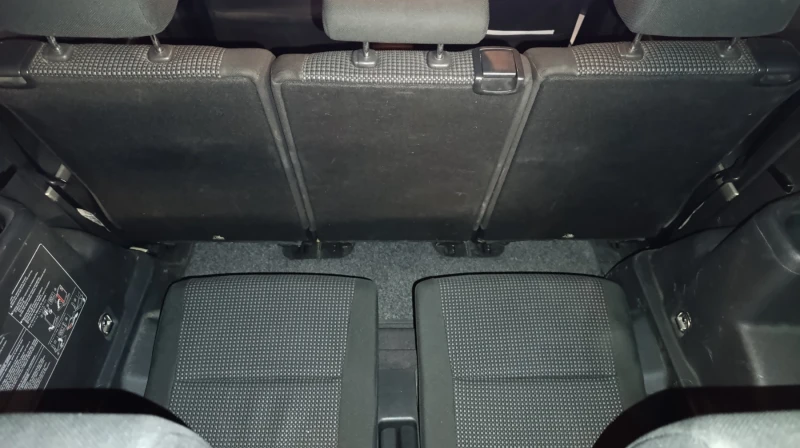 Toyota Corolla verso D-CAT, снимка 14 - Автомобили и джипове - 51818238