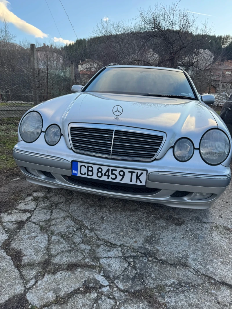 Mercedes-Benz E 270 CDI, снимка 1 - Автомобили и джипове - 48404660