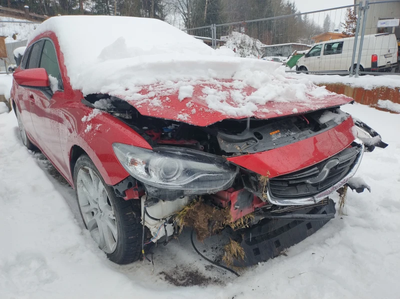 Mazda 6 2.2 Перфектен мотор, снимка 6 - Автомобили и джипове - 48858571