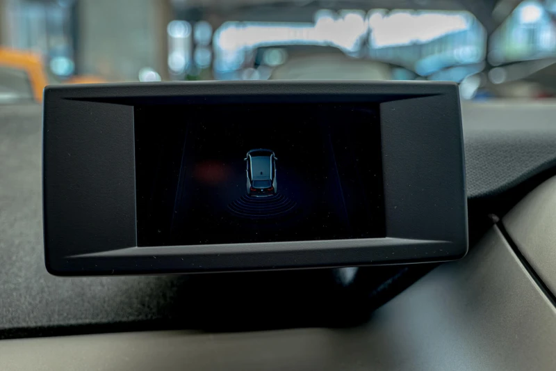 BMW i3 S/120ah/Adaptive LED/PDC, снимка 10 - Автомобили и джипове - 50465187