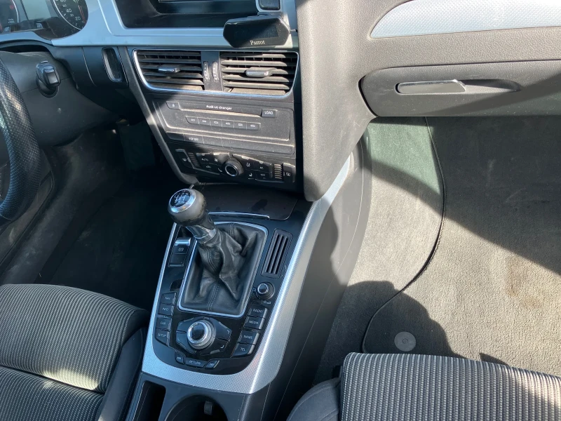 Audi A4 2.0 TDI, снимка 7 - Автомобили и джипове - 50474904