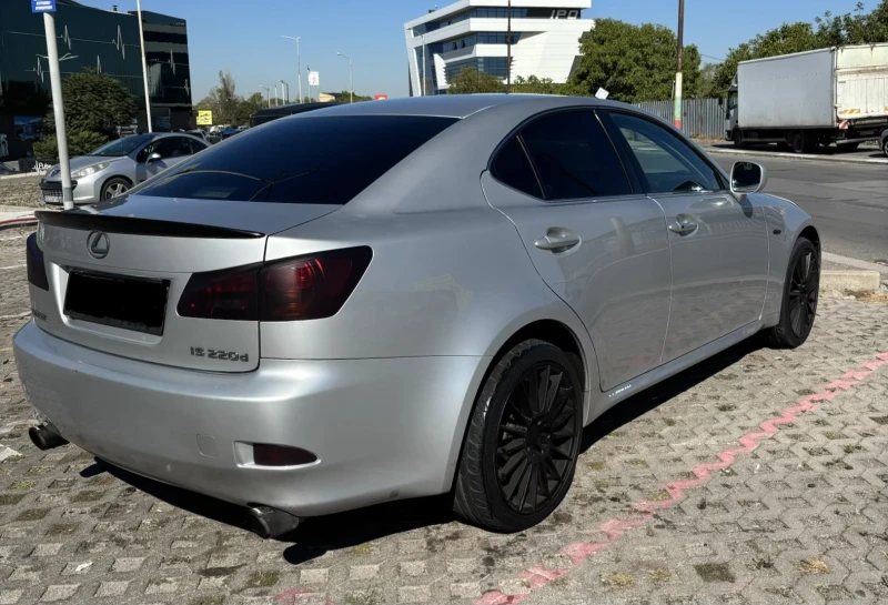 Lexus IS 220d, снимка 4 - Автомобили и джипове - 52803471