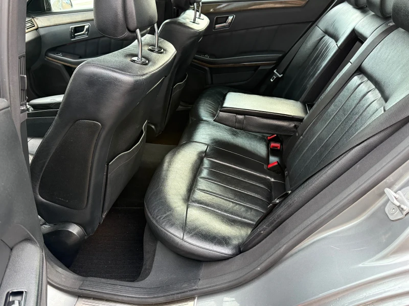 Mercedes-Benz E 250 2.2CDI, снимка 9 - Автомобили и джипове - 52489409