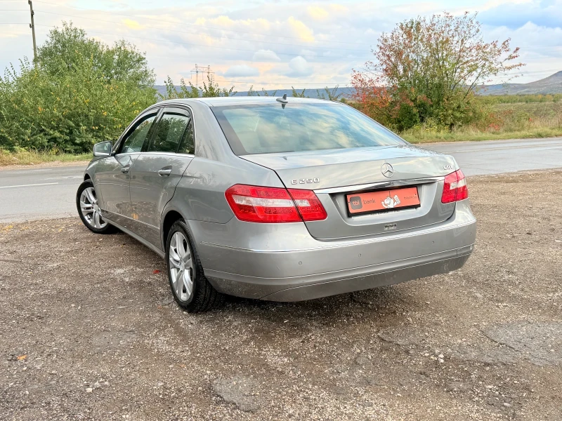 Mercedes-Benz E 250 2.2CDI, снимка 7 - Автомобили и джипове - 52489409