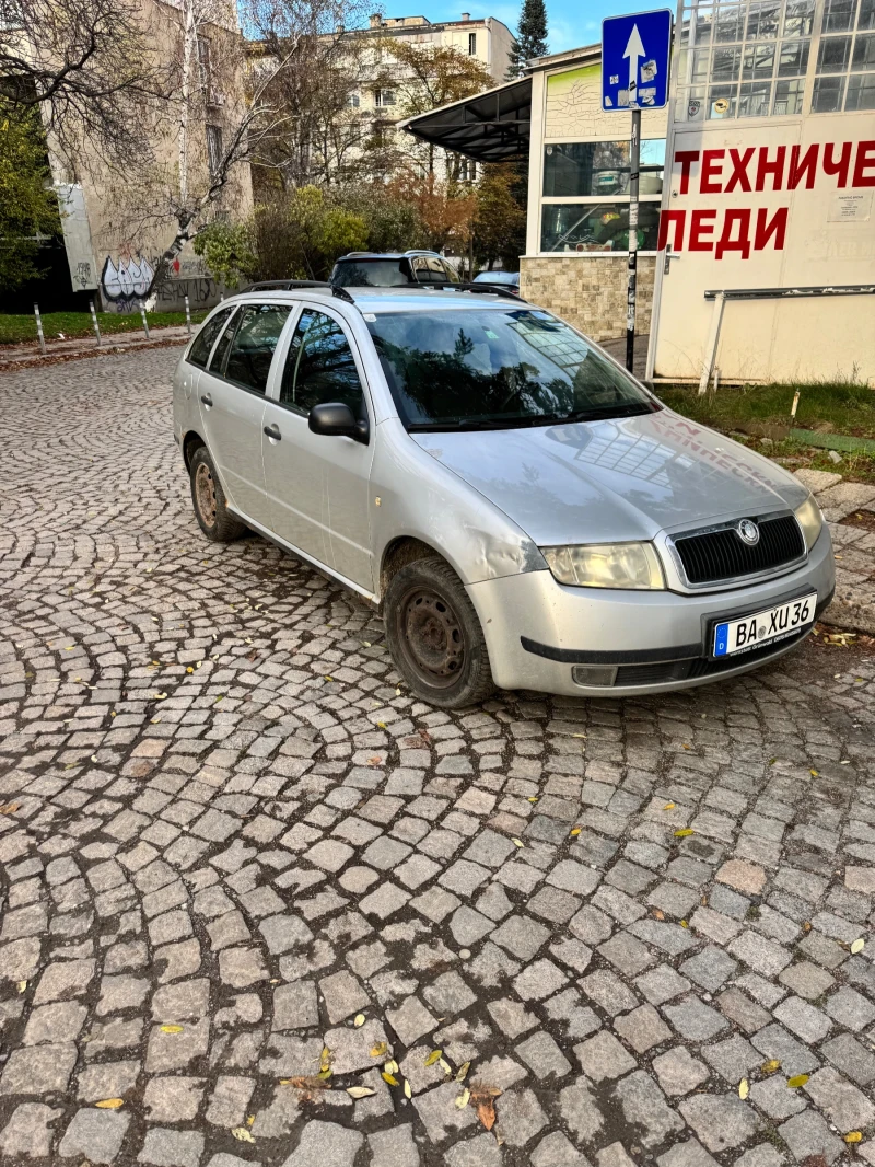 Skoda Fabia, снимка 2 - Автомобили и джипове - 52390314