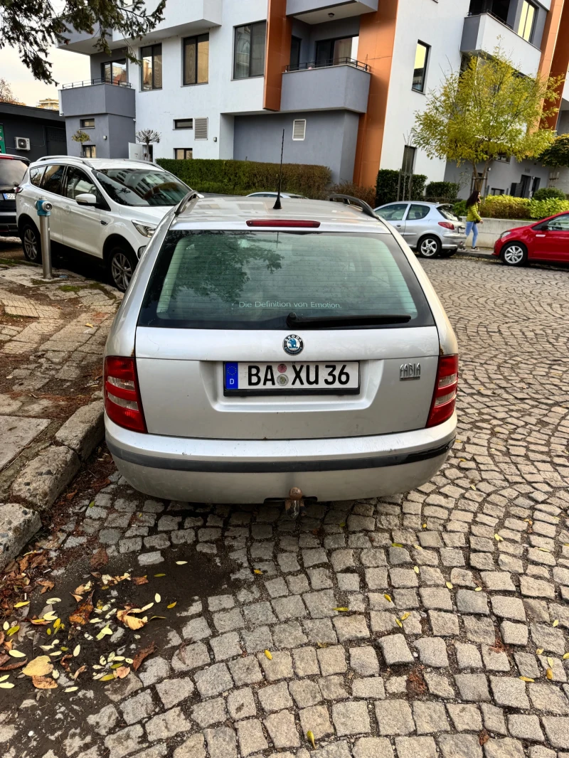 Skoda Fabia, снимка 4 - Автомобили и джипове - 52390314