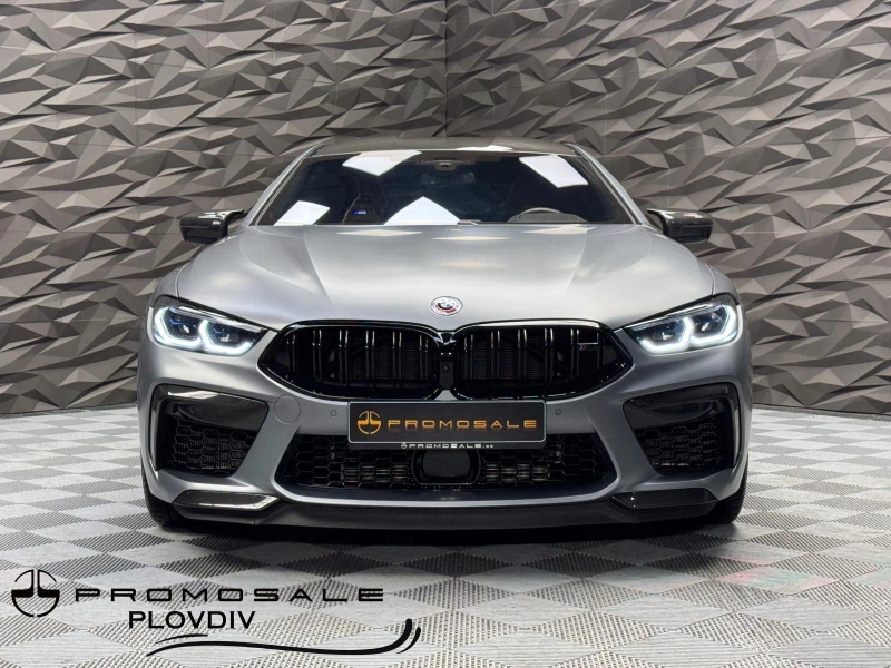 BMW M8 Competition Akrapovic* B&W* 360* Carbon, снимка 2 - Автомобили и джипове - 52481778