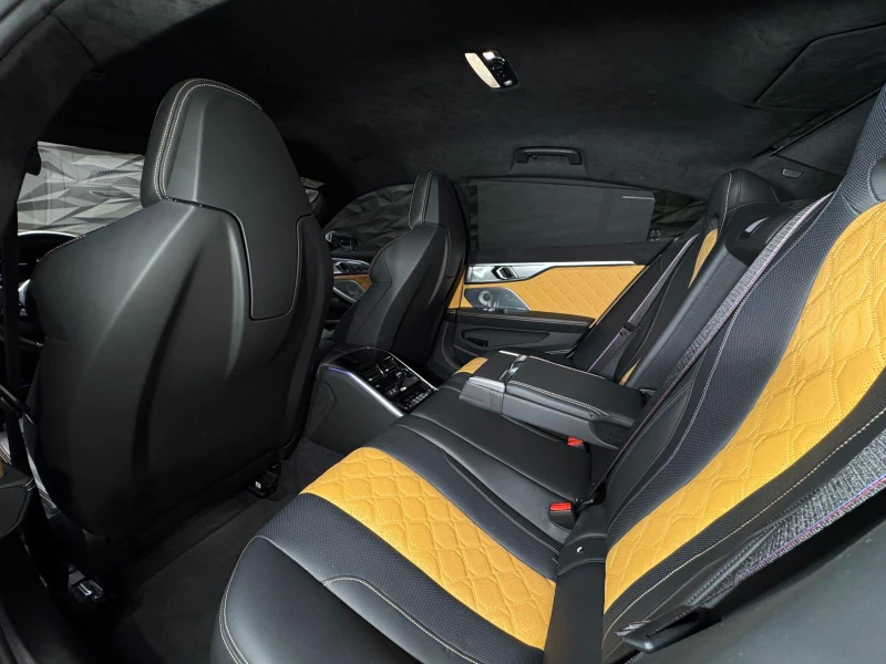 BMW M8 Competition Akrapovic* B&W* 360* Carbon, снимка 8 - Автомобили и джипове - 52481778