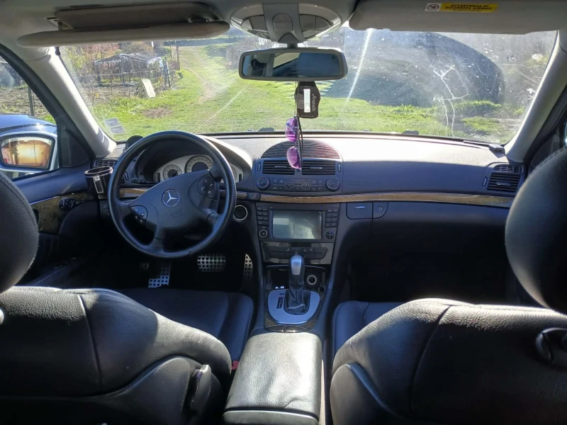 Mercedes-Benz E 270 2.7 CDI, снимка 6 - Автомобили и джипове - 52775578