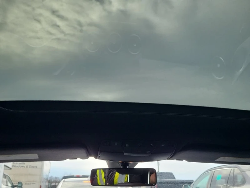 Mercedes-Benz C 300 * CARFAX * ЦЕНА ДО БГ, снимка 10 - Автомобили и джипове - 53205661