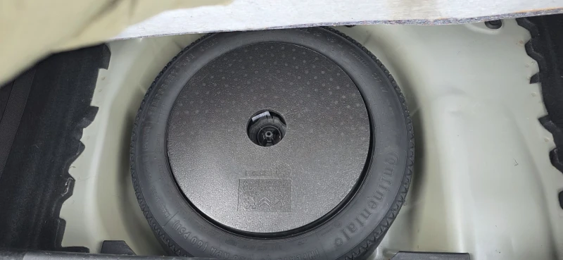 Peugeot 208 1.5 Hdi-Active-Euro 6, снимка 8 - Автомобили и джипове - 53581243