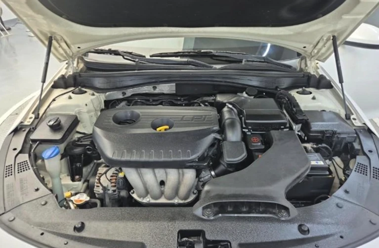 Kia K5 2.0 LPI - ОЧАКВАН ВНОС, снимка 14 - Автомобили и джипове - 56082069