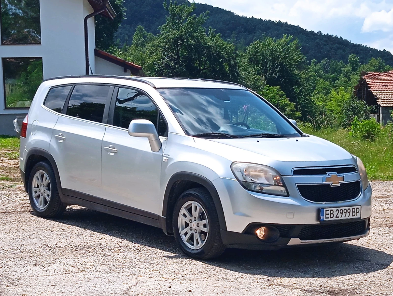 Chevrolet Orlando 2.0-D-6+ 1-М-NAVI-AVTOMATIK-КЛИМАТРОНИК - изображение 4