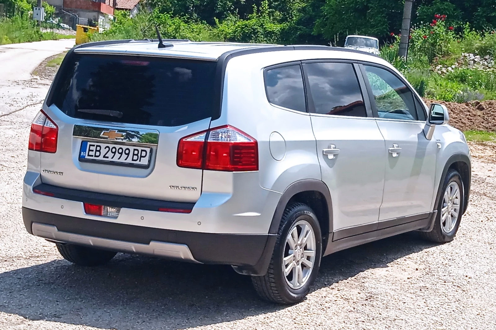 Chevrolet Orlando 2.0-D-6+ 1-М-NAVI-AVTOMATIK-КЛИМАТРОНИК - изображение 6